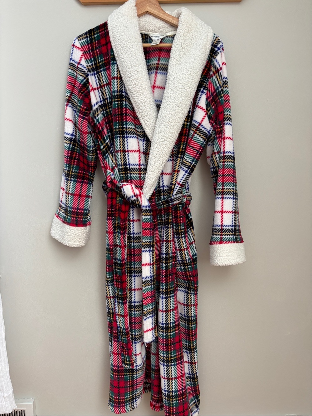 Liz Claiborne Red Plaid Sherpa-Trim Robe